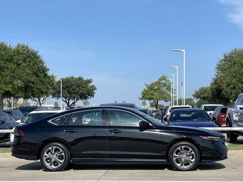 Used 2024 Honda Accord EX image 3