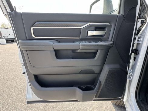 New 2025 RAM 2500 Big Horn image 25