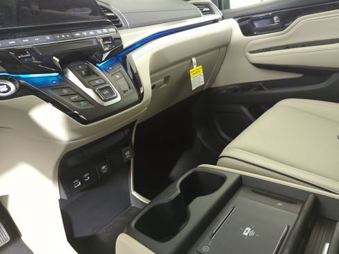 New 2026 Honda Odyssey Touring image 20