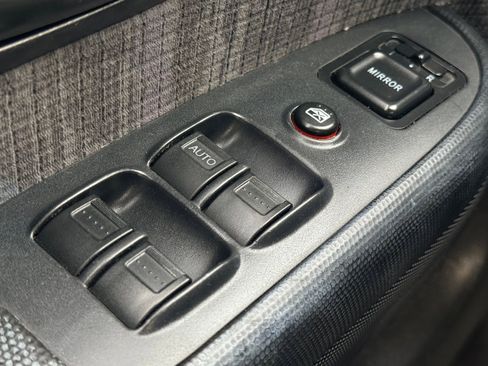 Used 2003 Honda CR-V LX image 30