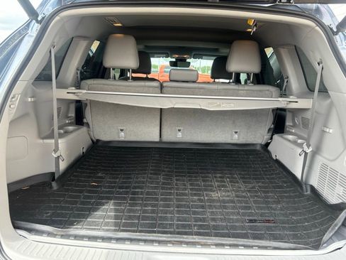Used 2019 Toyota Highlander Limited image 33
