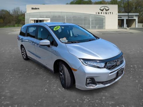 Used 2025 Honda Odyssey EX-L image 2