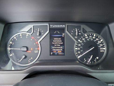 Used 2023 Toyota Tundra SR5 w/ SR5 Convenience Package AWD/4WD image 23