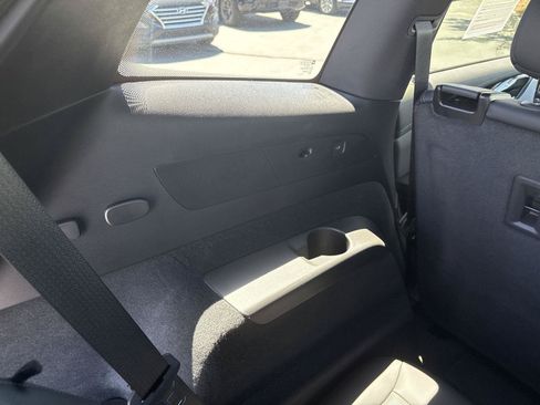 Used 2024 Cadillac XT6 Premium Luxury AWD/4WD image 12
