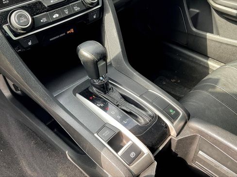 Used 2018 Honda Civic EX-L image 15