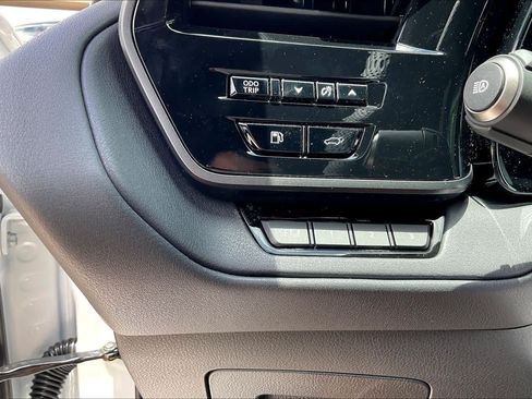 New 2026 Lexus TX 500h AWD image 14