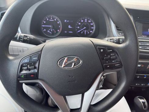 Used 2017 Hyundai Tucson SE image 15