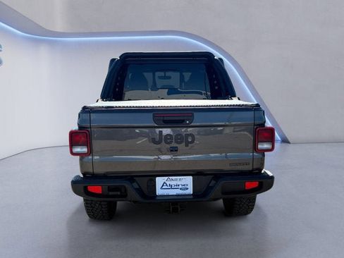 Used 2021 Jeep Gladiator Sport AWD/4WD image 4