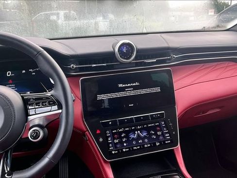 Used 2023 Maserati Grecale Modena AWD/4WD image 8