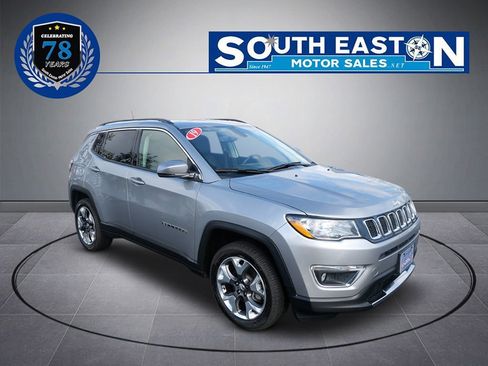 Used 2019 Jeep Compass Limited w/ Safety & Security Group image 2
