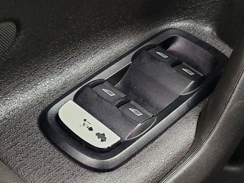 Used 2019 Ford Fiesta SE FWD image 27
