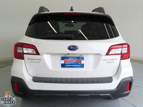 Used 2019 Subaru Outback 3.6R Limited AWD/4WD image 4