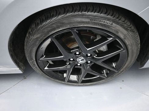 Used 2024 Honda Civic Sport image 13