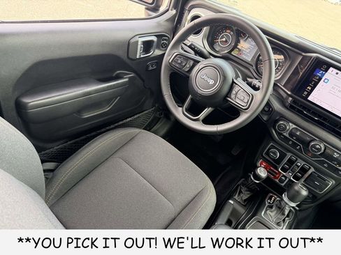 Used 2025 Jeep Wrangler Unlimited Sport AWD/4WD image 27