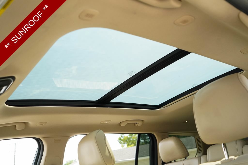 Used 2021 Jeep Grand Cherokee L Limited RWD image 12