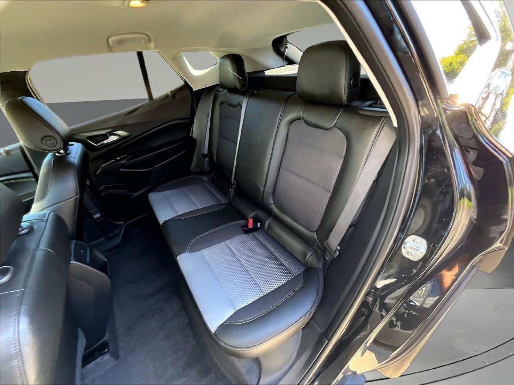 Used 2025 Chevrolet Trax LT w/ Driver Confidence Package FWD image 26