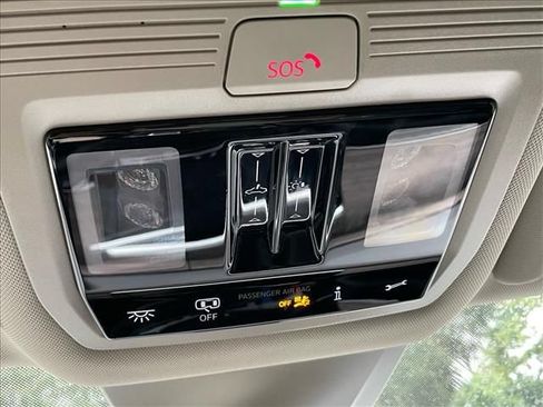 Certified 2026 Volkswagen Atlas SEL AWD/4WD image 17