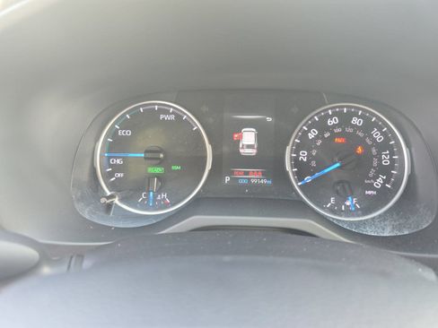 Used 2022 Toyota RAV4 SE w/ Convenience Package AWD/4WD image 20