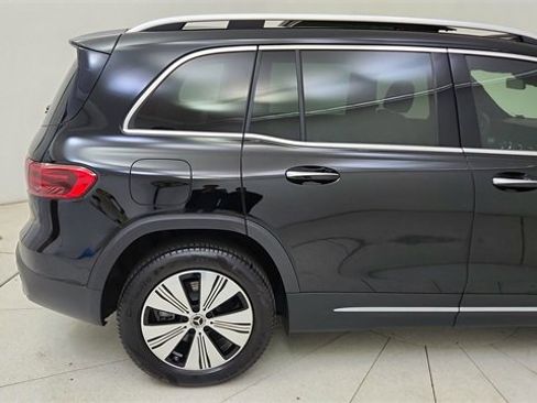 Used 2024 Mercedes-Benz EQB 250+ w/ Driver Assistance Package image 12