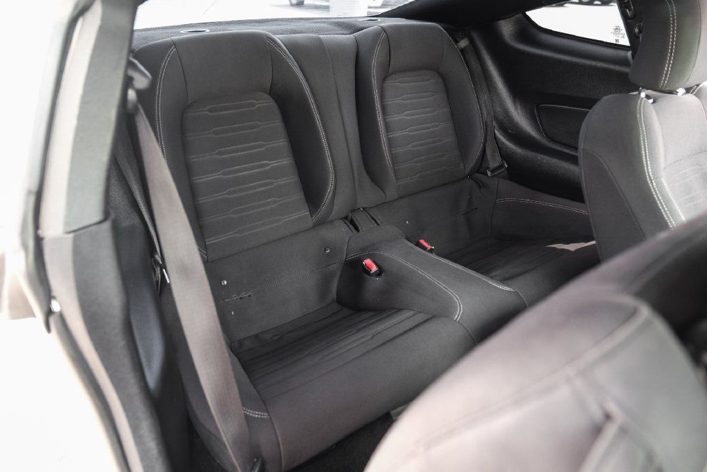 Used 2016 Ford Mustang Coupe RWD image 39
