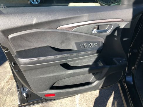 Used 2016 Honda Pilot EX-L image 9