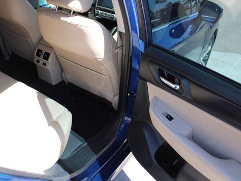 Used 2017 Subaru Legacy 2.5i Limited w/ Popular Package #4 image 15