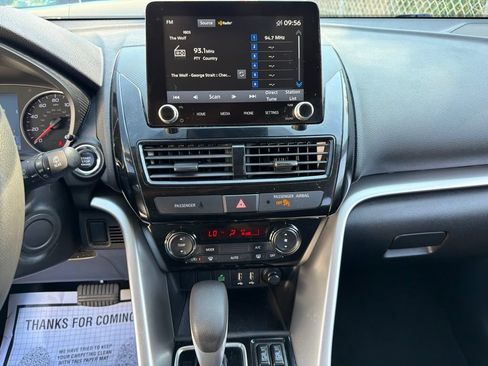 Used 2024 Mitsubishi Eclipse Cross LE AWD/4WD image 26