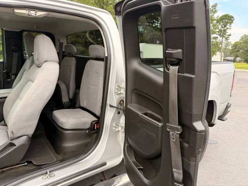 Used 2016 GMC Canyon W/T w/ Convenience Package RWD image 24