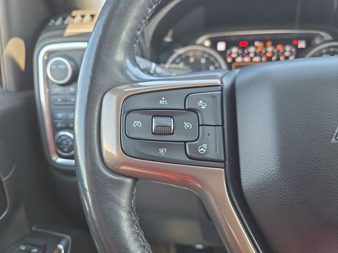 Used 2022 Chevrolet Silverado 2500 High Country w/ Z71 Off-Road Package image 18