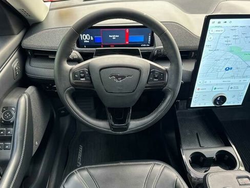 Certified 2022 Ford Mustang Mach-E Premium image 11