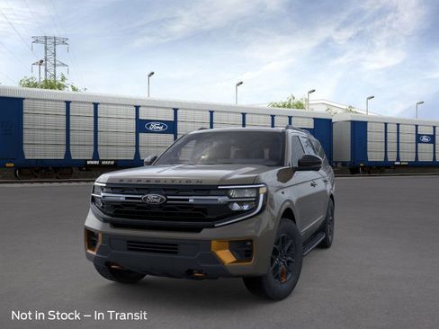 New 2026 Ford Expedition Tremor image 2