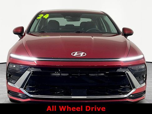 Used 2024 Hyundai Sonata SEL AWD/4WD image 2