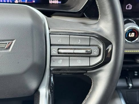 Used 2024 Chevrolet Colorado ZR2 w/ ZR2 Convenience Package III AWD/4WD image 12