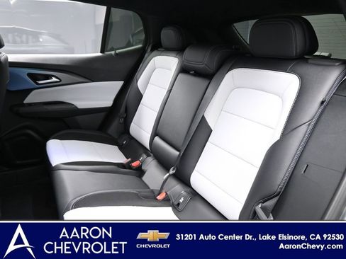 New 2026 Chevrolet Equinox EV LT image 12