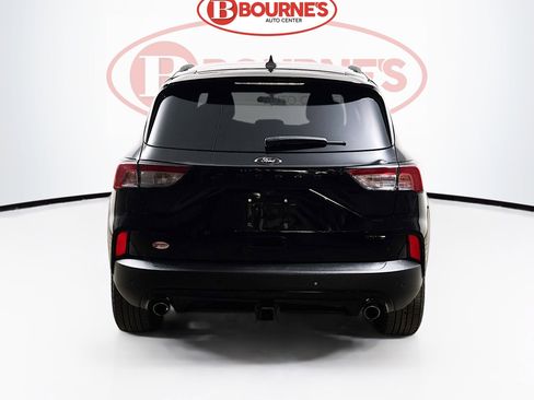 Used 2022 Ford Escape SEL w/ SEL Stealth AWD Package image 9