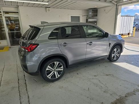 Used 2024 Mitsubishi Outlander Sport SE image 6