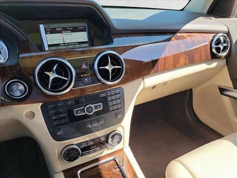 Used 2013 Mercedes-Benz GLK 350 2WD image 21