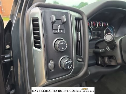 Used 2018 Chevrolet Silverado 1500 LT w/ All Star Edition AWD/4WD image 10