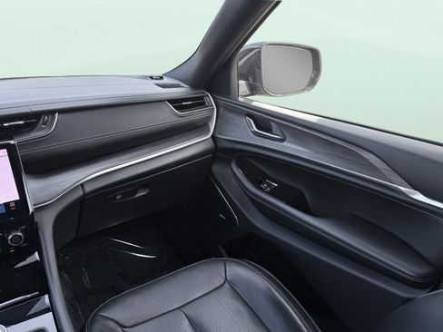 Used 2021 Jeep Grand Cherokee L Overland w/ Trailer Tow Package image 43