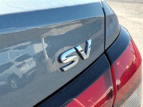 Used 2023 Nissan Versa SV image 23