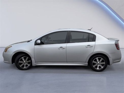 Used 2012 Nissan Sentra 2.0 SR w/ Special Edition Pkg image 10