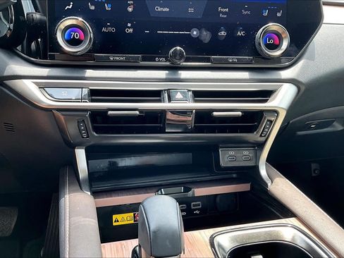 Used 2023 Lexus RX 350 Premium Plus w/ Cold Area Package FWD image 34