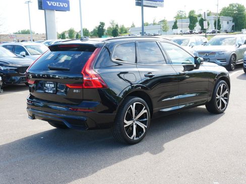 Certified 2024 Volvo XC60 B5 Ultimate w/ Climate Package AWD/4WD image 7
