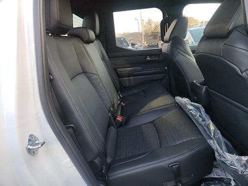 Certified 2025 Toyota Tacoma TRD Off-Road w/ TRD Off Road Premium Package AWD/4WD image 29
