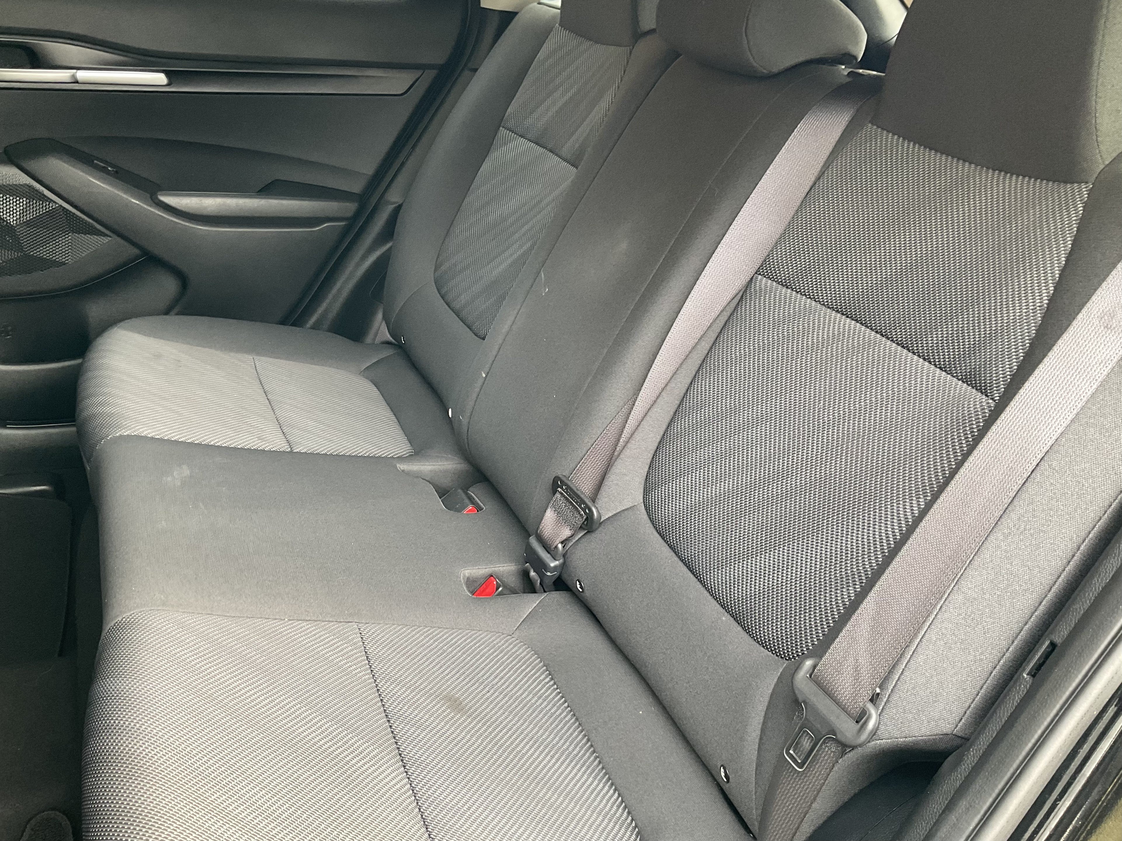 Used 2021 Kia Seltos LX AWD/4WD image 32