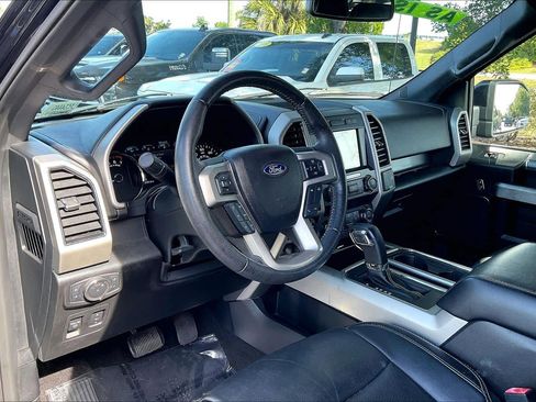 Used 2020 Ford F150 Lariat image 13