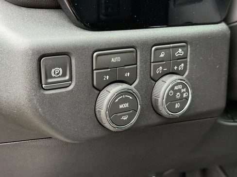 New 2026 Chevrolet Silverado 1500 LTZ w/ LTZ Convenience Package II AWD/4WD image 17