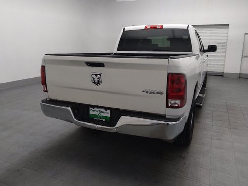 Used 2017 RAM 1500 Classic SLT AWD/4WD image 7