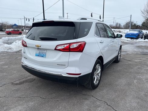 Used 2020 Chevrolet Equinox Premier image 3