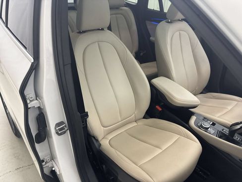 Used 2022 BMW X1 xDrive28i AWD/4WD image 28